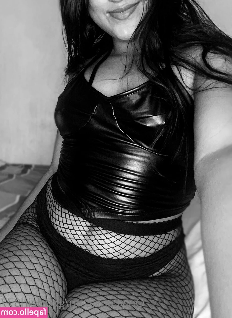 goodgirl877 - No peeking while we climb!