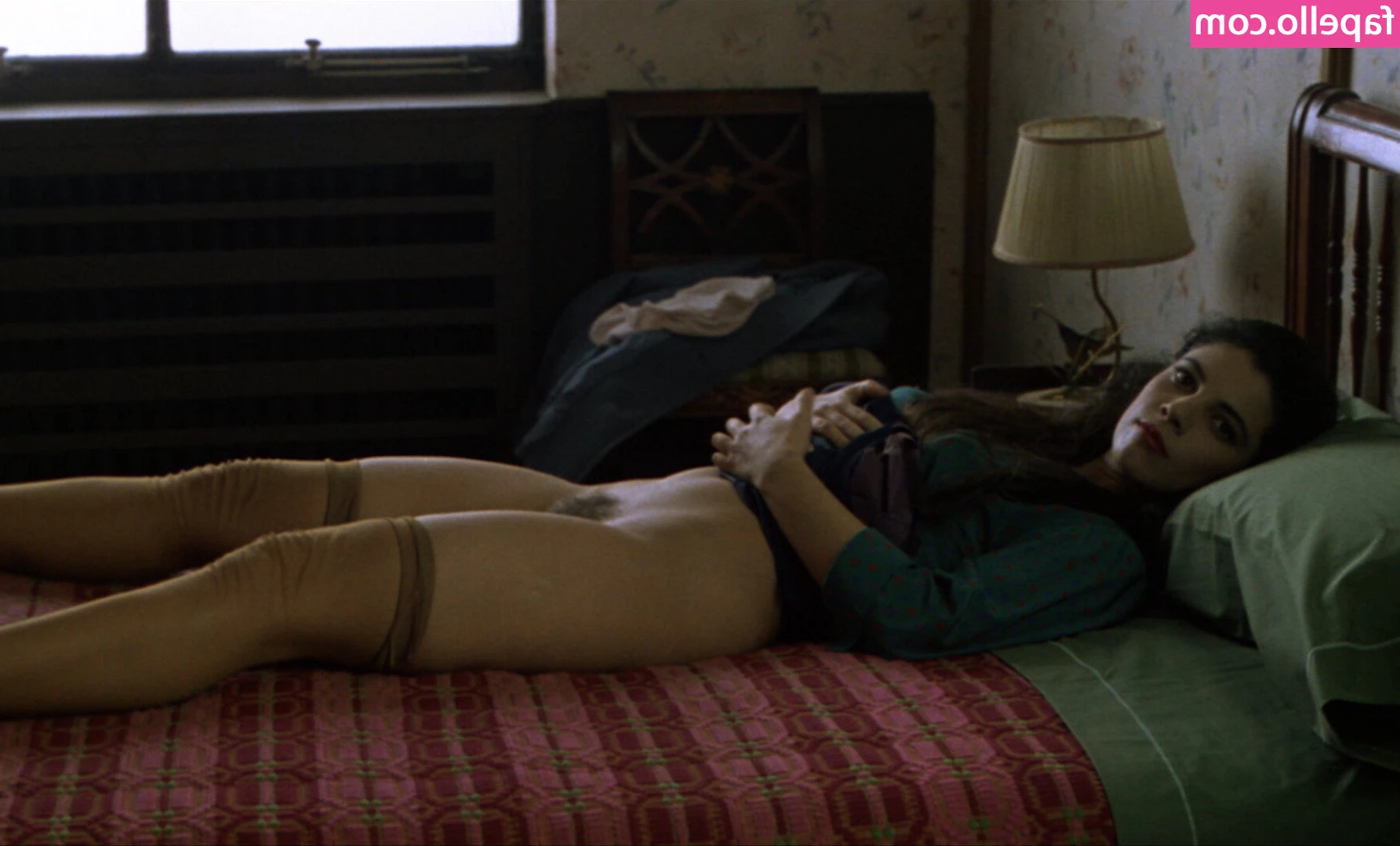 Maribel Verdu [ maribel-verdu ] - Don't you just love a good pair of yoga pants??