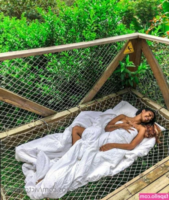 Victoria Lee [ victoria-lee ] - After work with Fox girl is a guaranteed fun time 🦊❤️