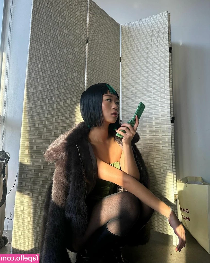 Erica Ha [ erica-ha ] - Sunday is definitely funday for Me Spoil your Goddess and receive a