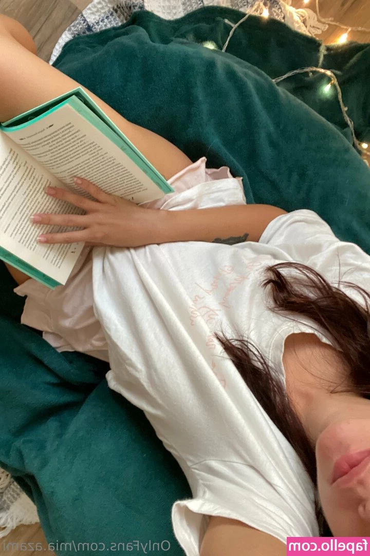 mia.azami [ mia-azami ] - I always wake up hard as fuckk   - click the photo to see more