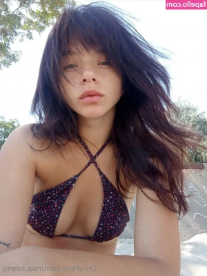 mia.azami [ mia-azami ] - Good morning from the hotel 😉💋