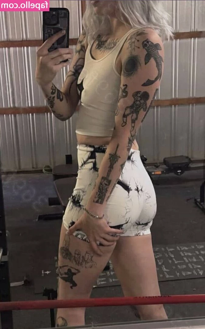 Onlyjayus [ onlyjayus-1 ] - I love how this swimsuit makes my body look hehe, should I shoot it