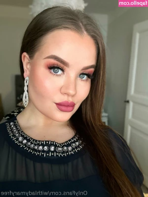 withladymaryfree [ withladymaryfree-1 ] - Secret dress up time