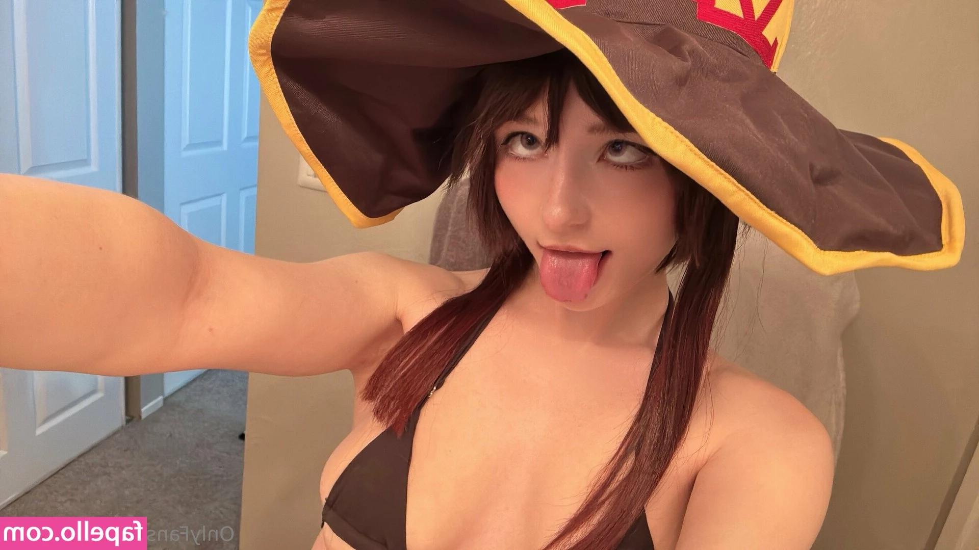 smeepsx [ smeepsx-1 ] - Big tittie Friday