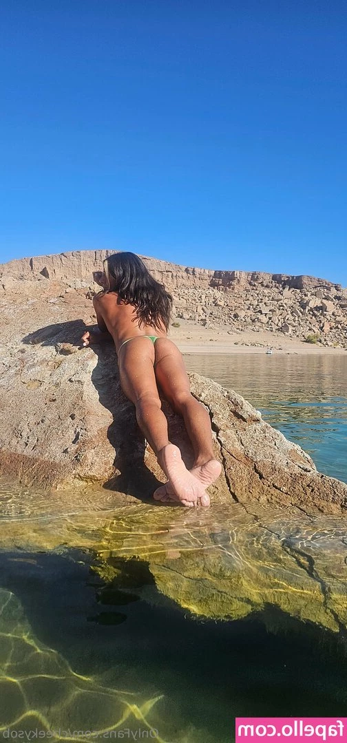 cheekysob - Breakfast is served 🥰