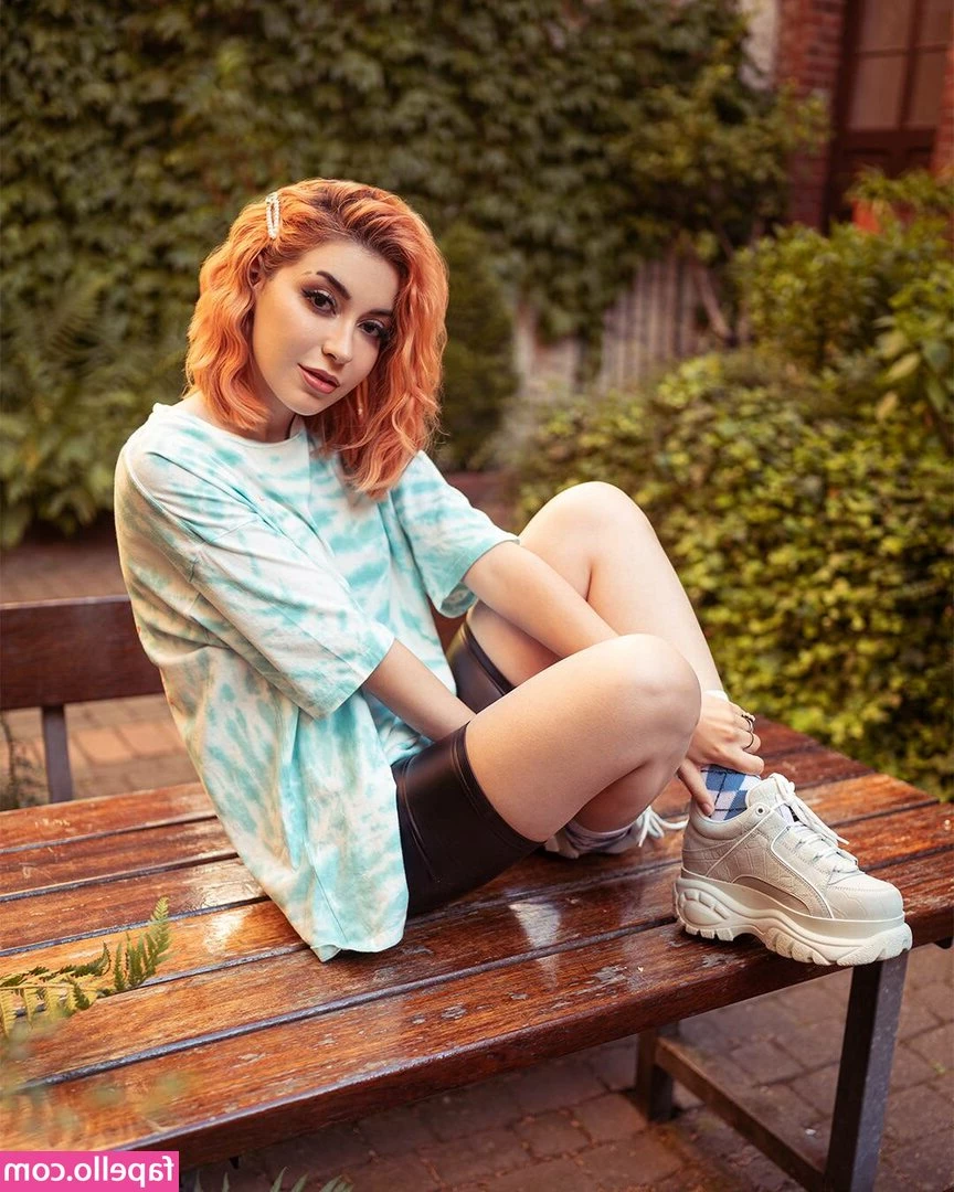 Anni Theduck [ anni-theduck ] - #BTS in Budapest. Sexy and naked video