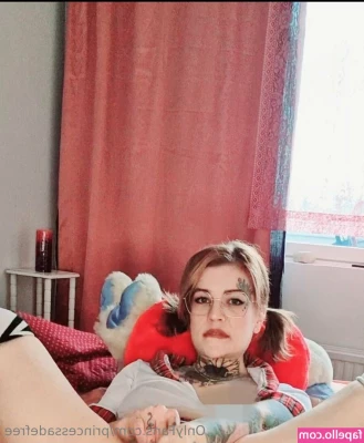 queen.sade.free [ queen-sade-free ] - I really love to be here  I will sharing some pics of me soon