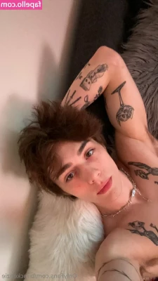 b.mckenzie [ b-mckenzie ] - Yes  I put my feet on my bag of dark chocolate orange peels  They re