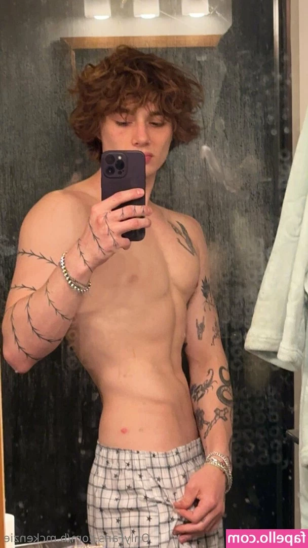 b.mckenzie [ b-mckenzie ] - Comment first thing you notice...