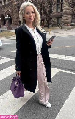 Elsa Jean [ elsa-jean-51 ] - Now that the chaos of the holidays are over  I m ready to seriously