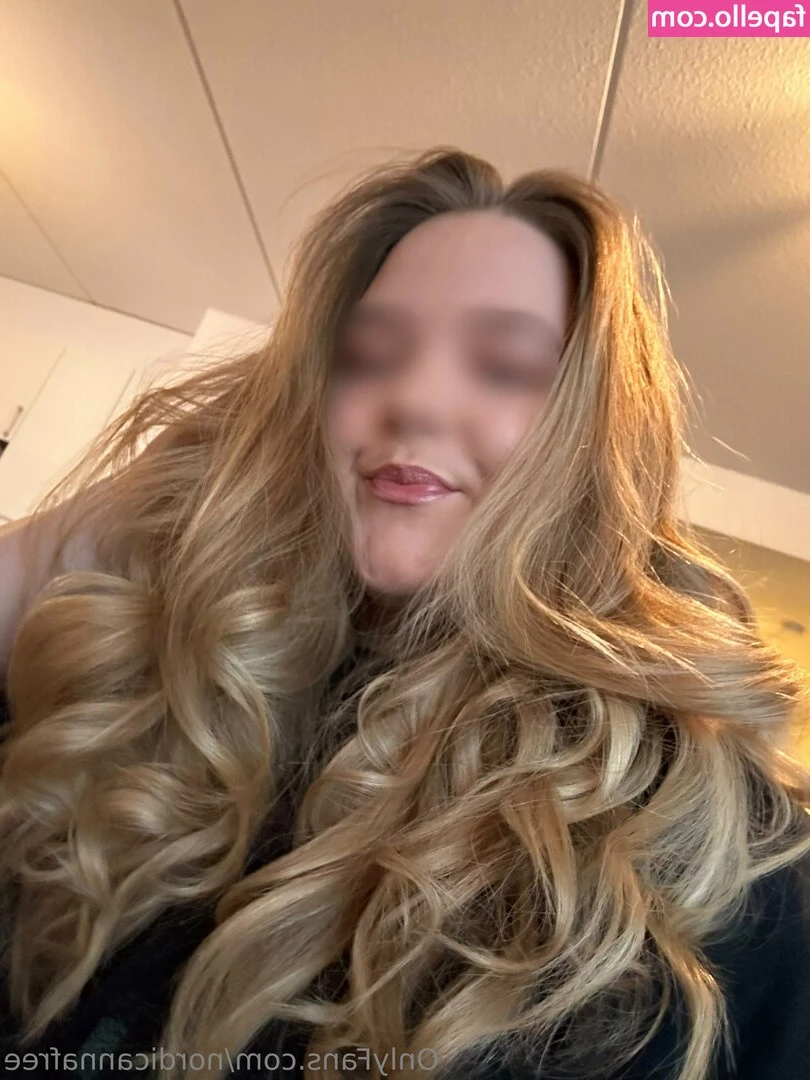 nordicannafree - Madurita y con ganitas