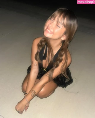 Sophie Michelle [ sophie-michelle ] - yummy 💋💋