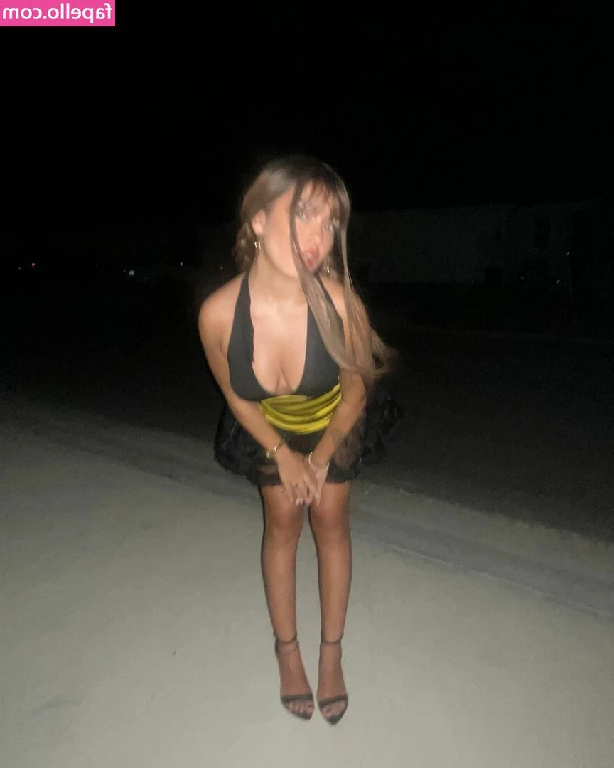 Sophie Michelle [ sophie-michelle ] - Puppy butt anyone?  Featuring @masonfrost @cocky_rocky @pup_toxic