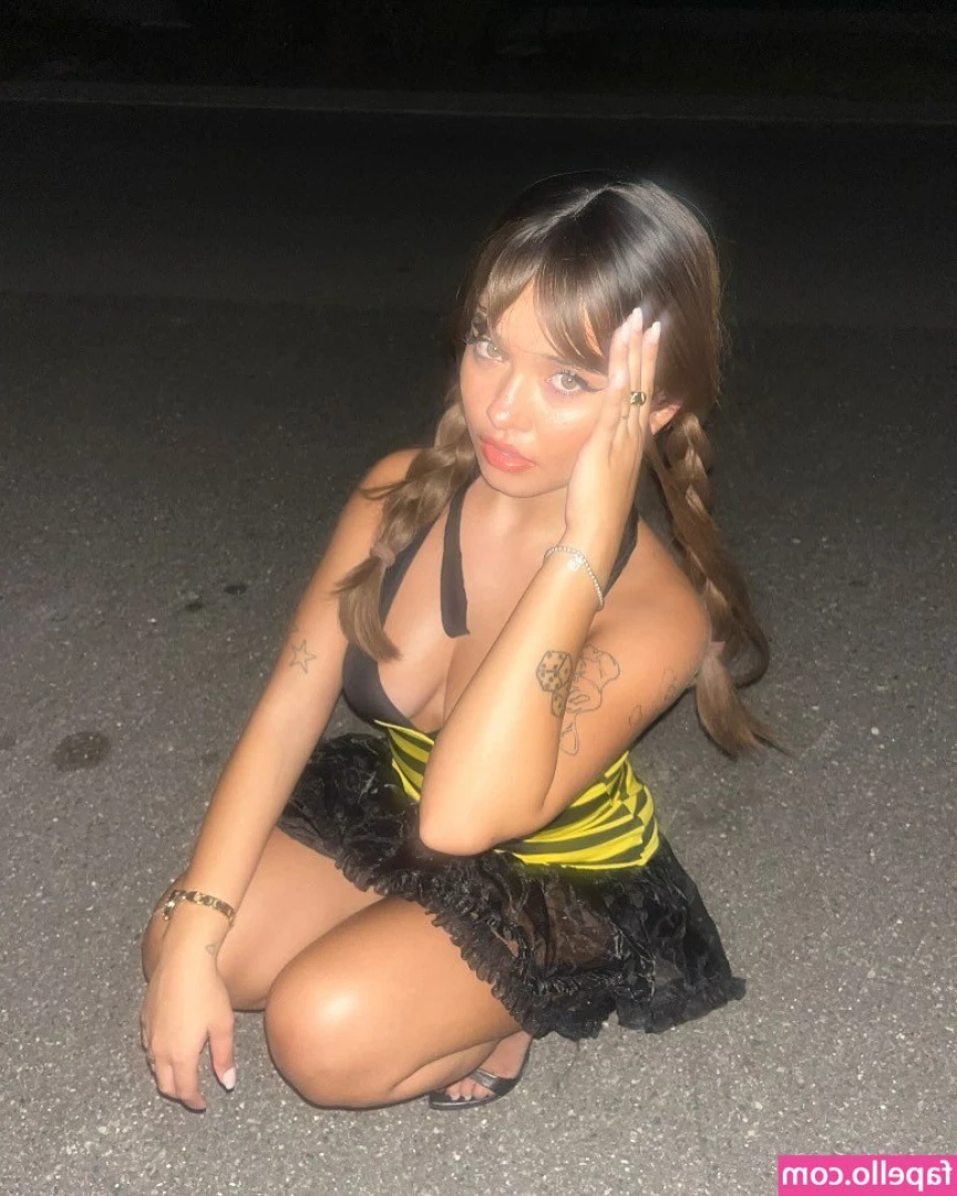 Sophie Michelle [ sophie-michelle ] - 4 สาว เลสเบ ยน  Comming soon  pittyswg 