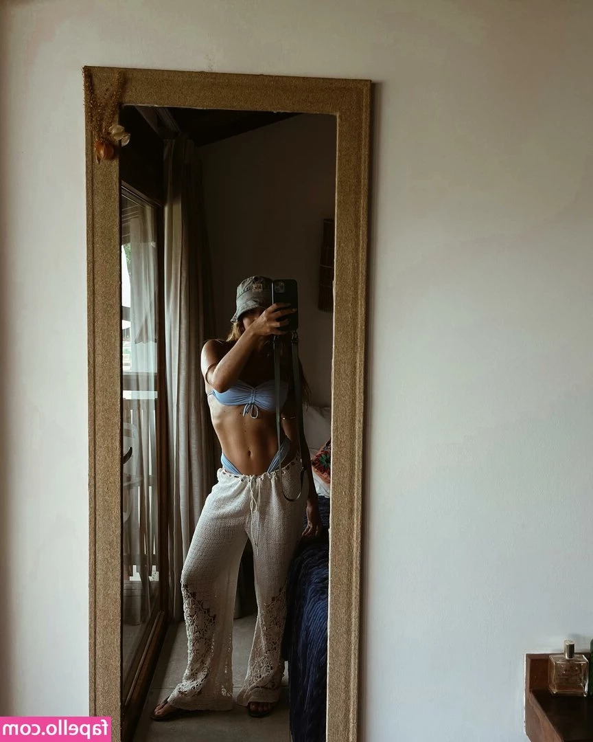 Camila Mayrink [ camila-mayrink ] - Double Exposure, Double the fun 😜