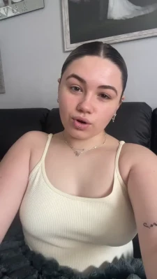 Nicole Dyer [ nicole-dyer ] - Y all mind if I post my oiled cheeks
