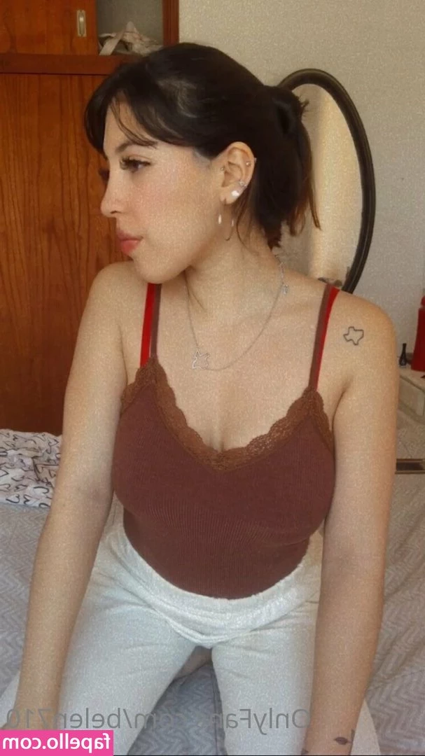 belen710 - Any guys that like feet here