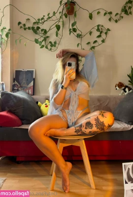 Valeri_Da [ valeri-da ] - y'all know I REALLY like my short boys..... and @johnbrachalli is no