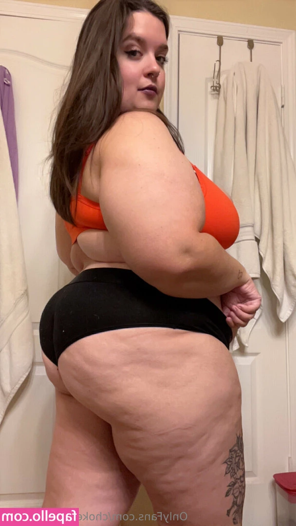 chokemepleaseeee [ chokemepleaseeee-1 ] - Shaving my lovely armpits because post pregnancy hormones are making