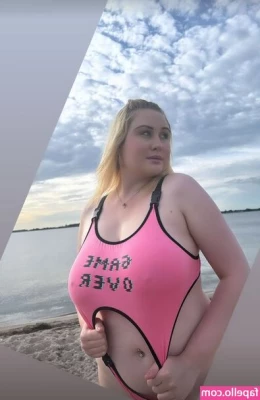 Celina Grimm [ celina-grimm ] - Me mee mee