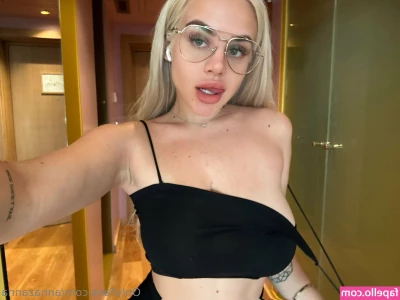 annazanna - Good morning   little naked ass view baby