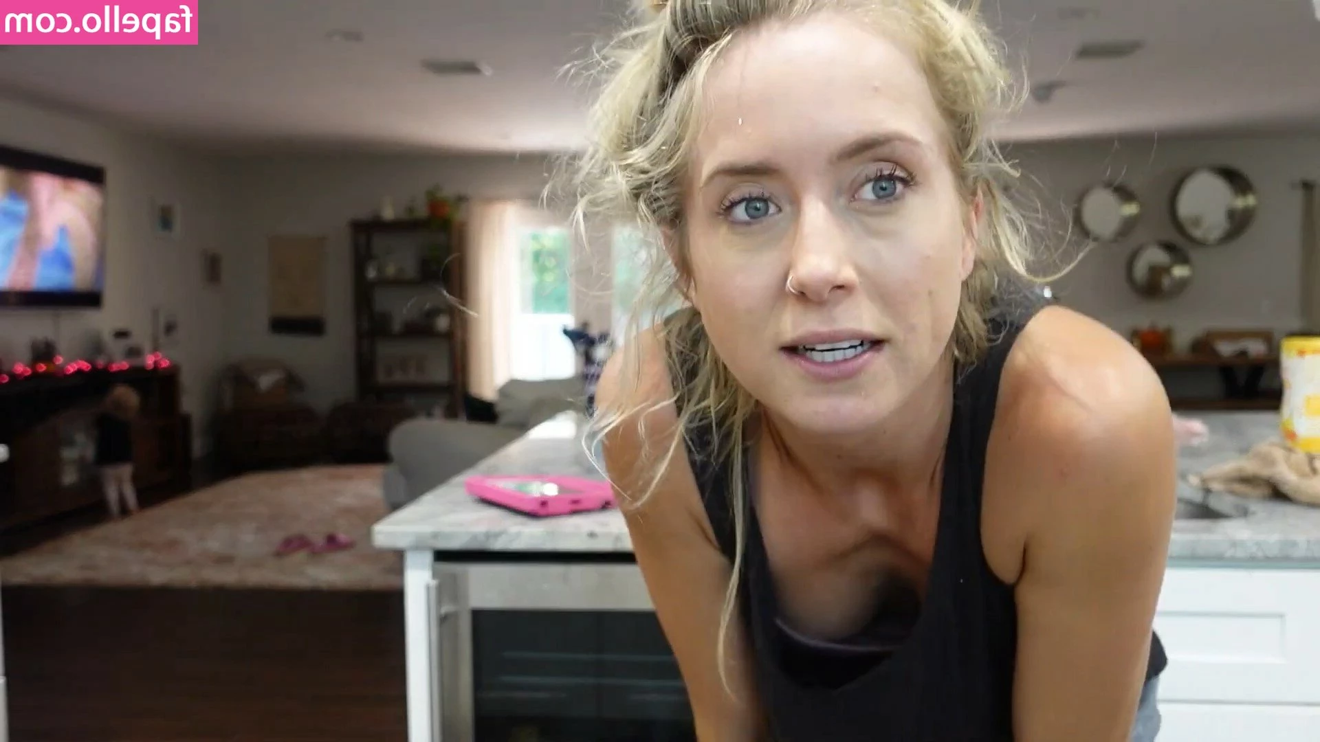 Allie Wes ~ [ allie-wes ] - I m so cute and my titties so big  amp  full