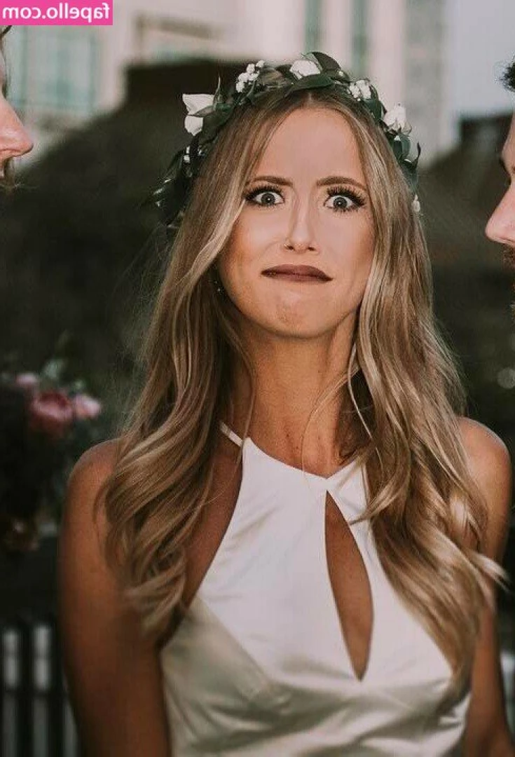 Allie Wes ~ [ allie-wes ] - Wish someone would come and take this off me