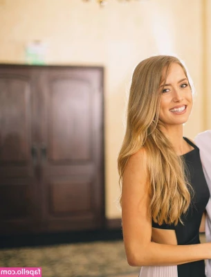 Allie Wes ~ [ allie-wes ] - Here is a great example of what you can get in a private show with