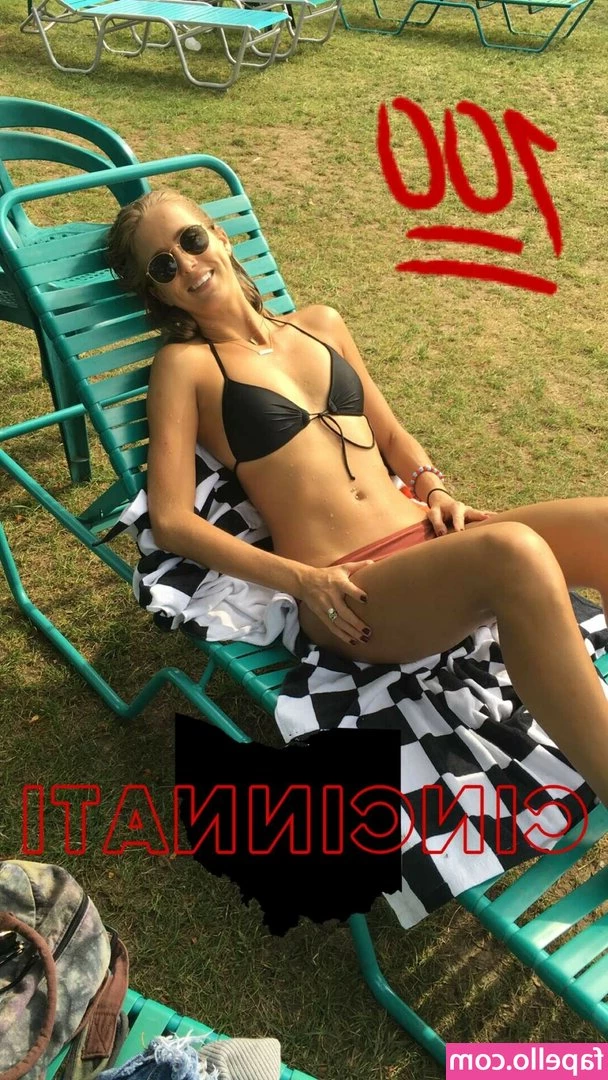 Allie Wes ~ [ allie-wes ] - took a much needed day off