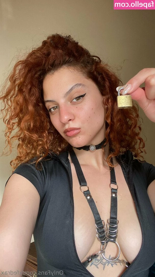 xfedrax - Some outdoor booty with rain and a bit of a breeze.