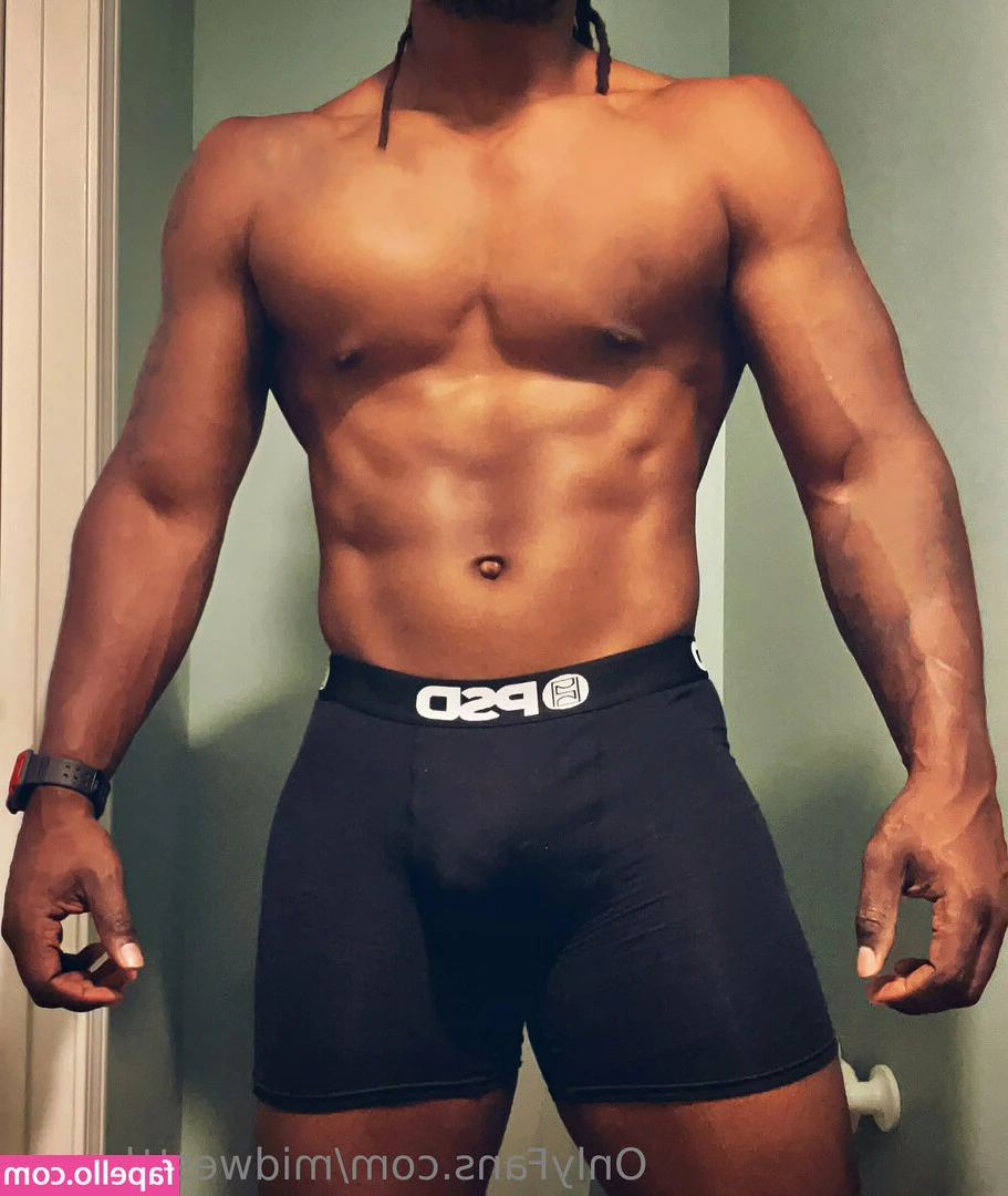 midwestthangs - Here to cater to your desires 😈