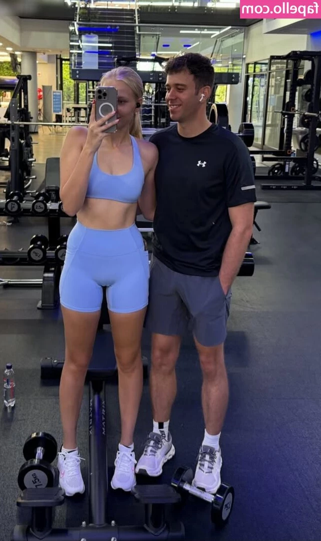 Juliet Small [ juliet-small ] - short walk  freeballing   shirtless