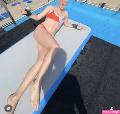 Molly Carlson [ molly-carlson ] - POV: i am blocking the only exit until you agree to decorate a