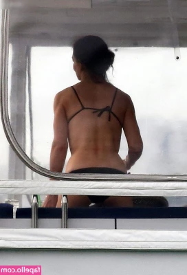 Katie Holmes [ katie-holmes ] - Let me make your wishes come true