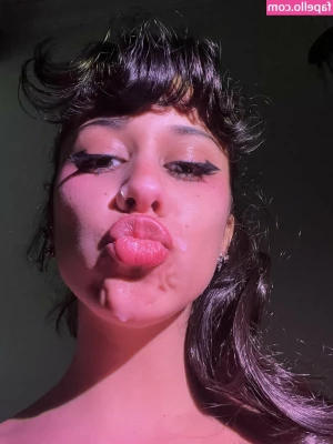 Little Bunny [ little-bunny ] - Selling some panties  If your interest send me a message