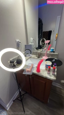 diorxxdick - Some fun from my show 📸 🍑 🍆