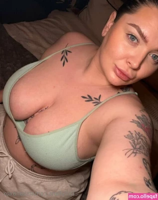 itskailaxox - Do you prefer when I arrive or watching me go?