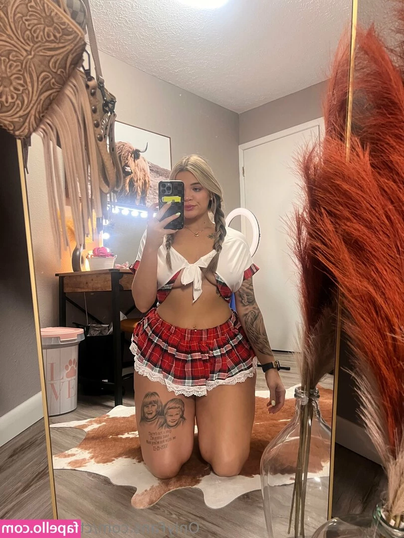 cthomas833 - Wearing your shirt the morning after