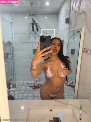 chaneloxoxo - But i wouldn't mind if you walked me home