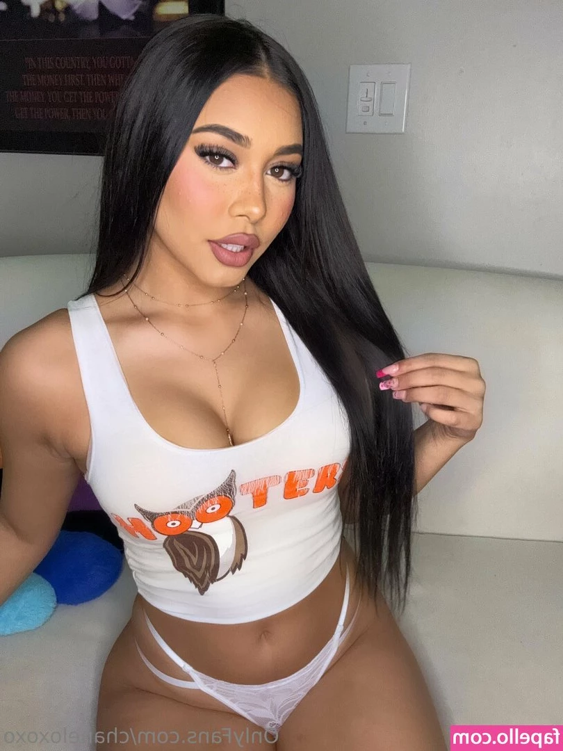 chaneloxoxo - Why aren t you sucking this