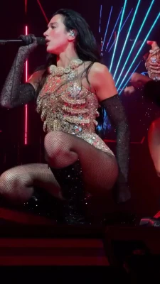 Dua Lipa [ dua-lipa ] - me waiting for you to see what I sent you just now 🥵😈