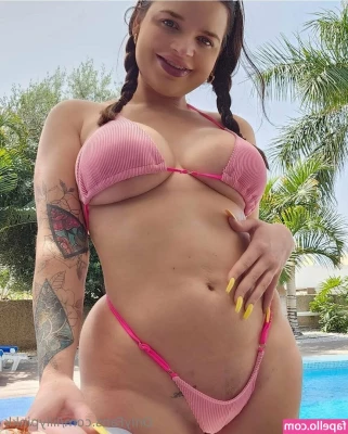 lillypinkk - Feeling peachy π lillypinkk - Feeling peachy π