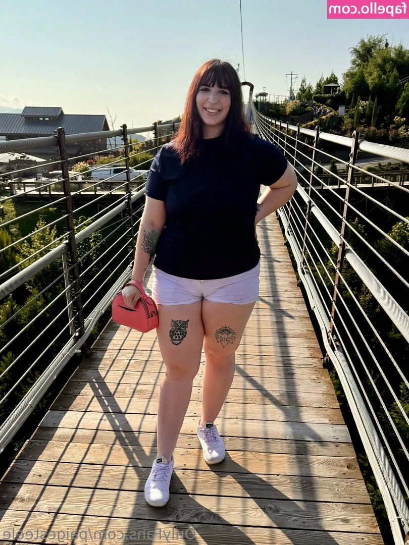 paigesteele - nothing makes me feel more put together than a sexy little matching