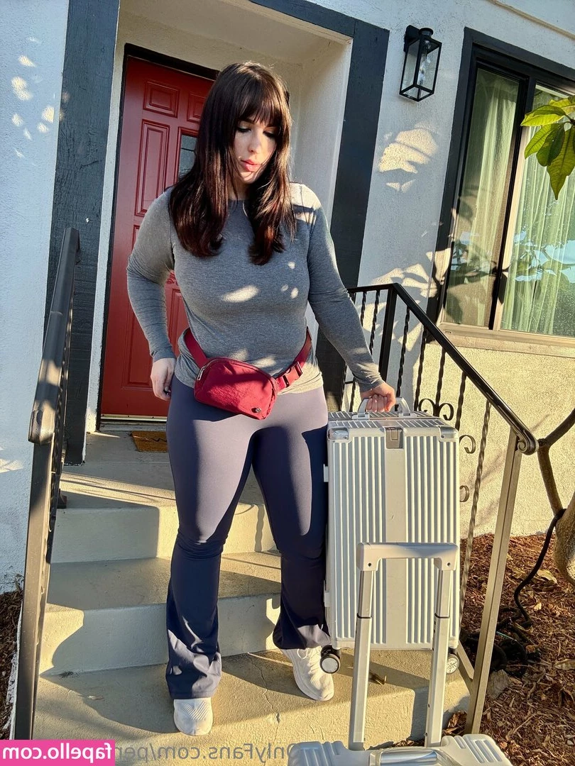 paigesteele - hehe 😜 moving back to uni tomorrow! so i’ll have my own room