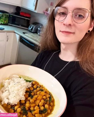 RebiSenpai - @marymoody 😏