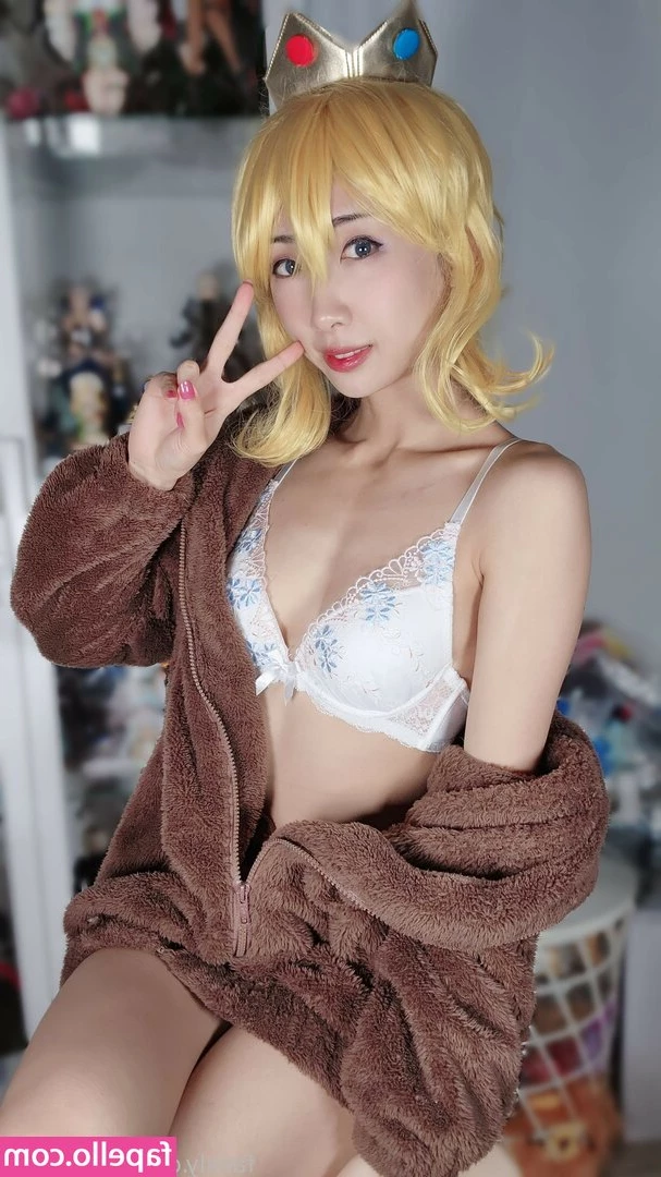 MikanCos - On my knees and begging