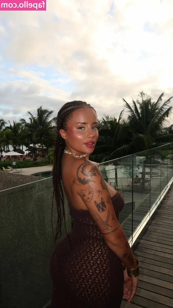 Agata Fagata Fąk [ agata-fagata-fak-21 ] - these next 9 Days will be fun