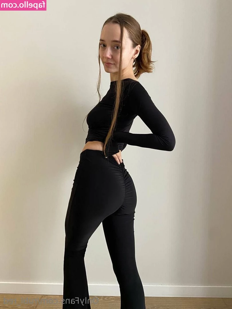 fairy_flora [ fairy-flora ] - Good morning ! I still have the BJ - facial video to post. Drop a