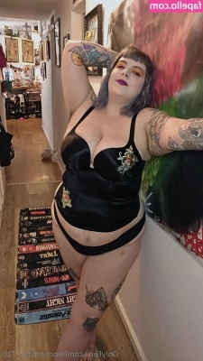 morningstar_710 [ morningstar-710 ] - Slurp my pussy good Bitch